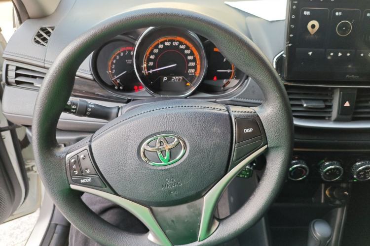 Used Toyota YARiS L 2022 X-Trail 1.5L CVT Luxury PLUS Edition
