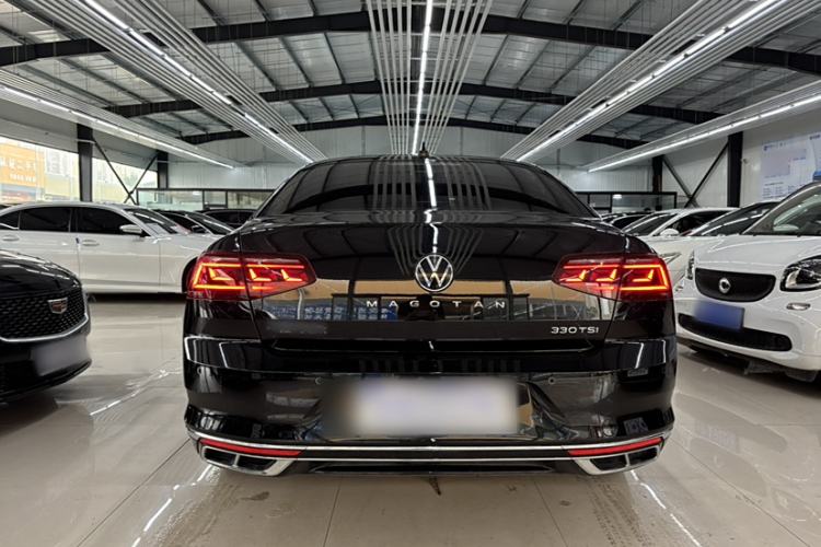 Used Volkswagen Magotan 2023 2 Million Units Limited Edition 330TSI DSG Leading Version
