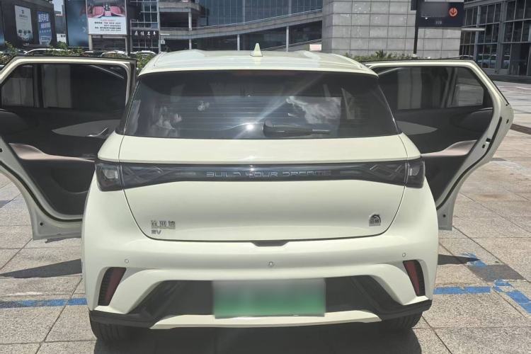 Used BYD Dolphin 2023 420 km Free Version
