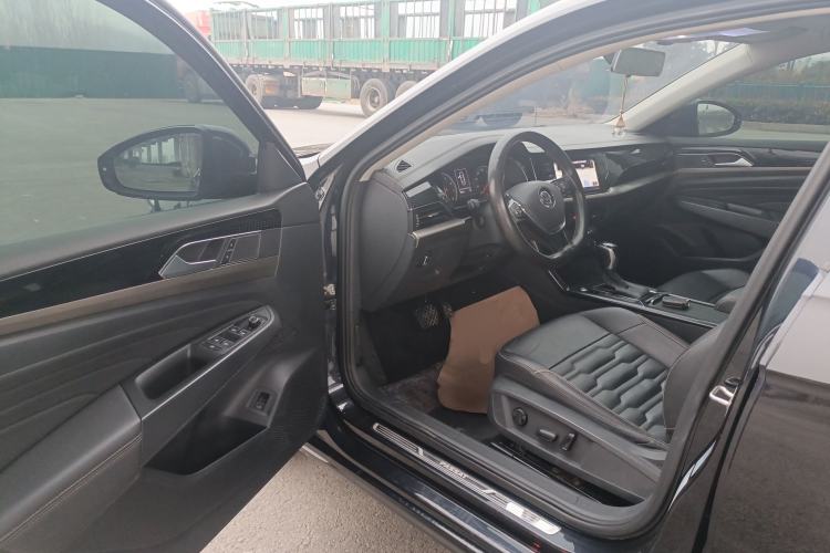 Used Volkswagen Passat 2019 330TSI Elite Edition China VI