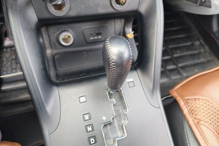 Used Hyundai ix35 2013 2.0L Automatic Two-Wheel Drive Smart GLS China V Standard
