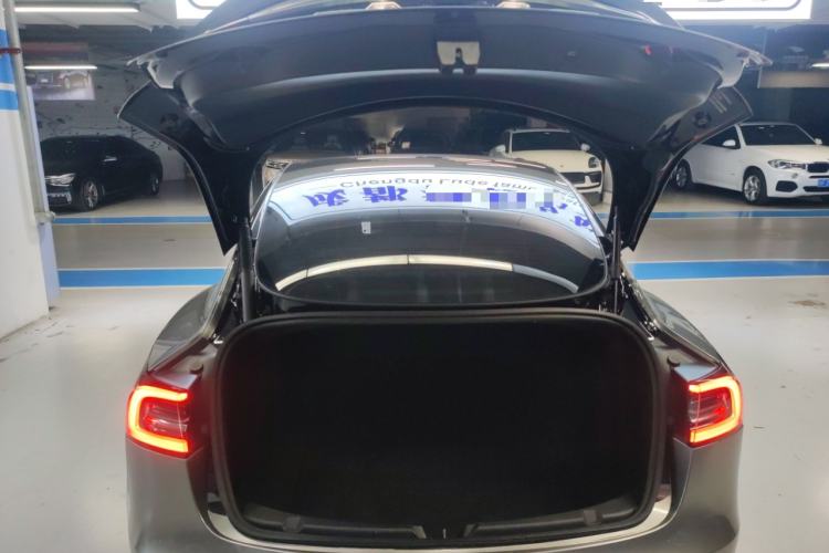 Used Tesla Model 3 2022 Rear-Wheel-Drive Version
