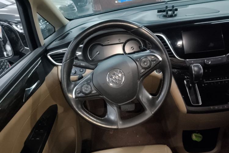 Used Buick GL8 2017 ES 28T Luxury Model China V Standard
