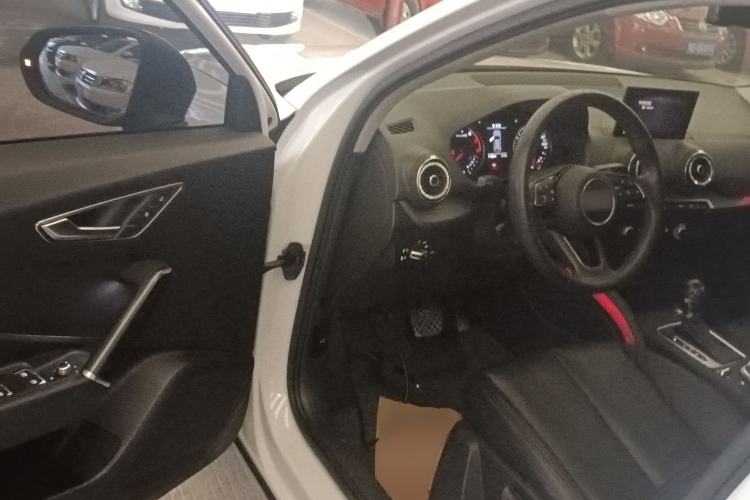 Used Audi Q2L 2018 35 TFSI Launch Exclusive Edition China VI