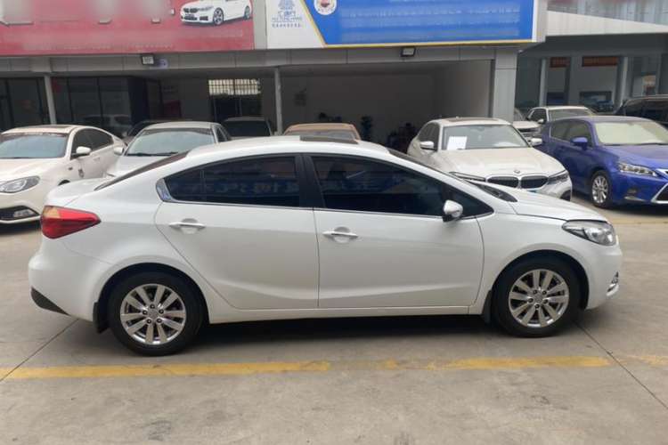 Used Kia K3 2015 1.6L Manual GLS
