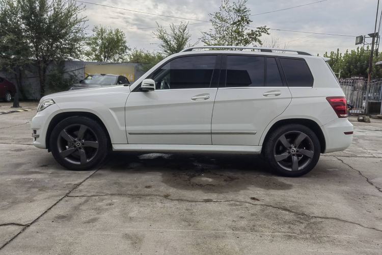 Used Mercedes-Benz GLK-Class 2013 GLK 300 4MATIC Dynamic Sunroof Model