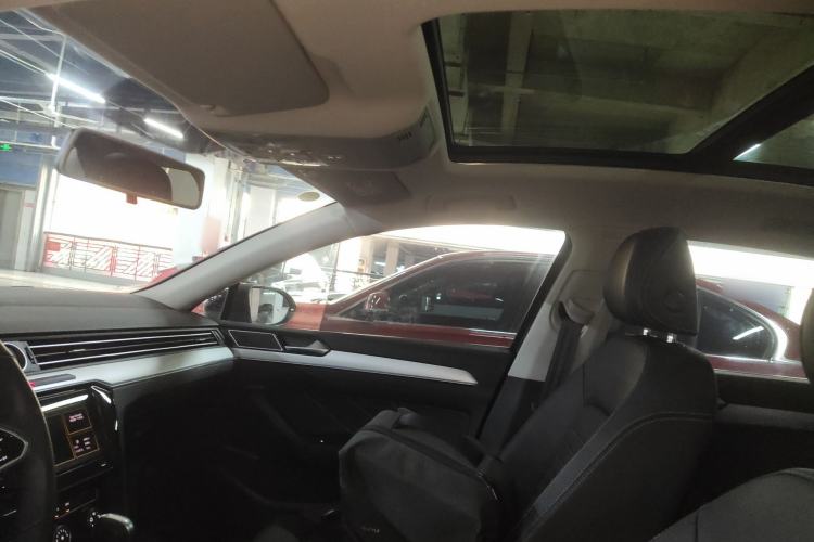 Used Volkswagen Magotan 2025 Zhongxiang Version 280TSI DSG Comfort Edition