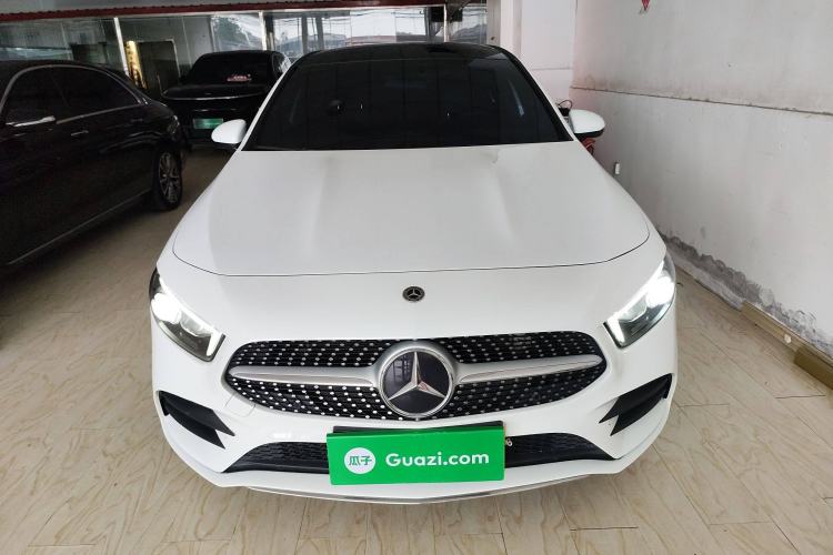 Used Mercedes-Benz A-Class 2022 Revised Version A 200 L Sport Sedan Fashionable Style
