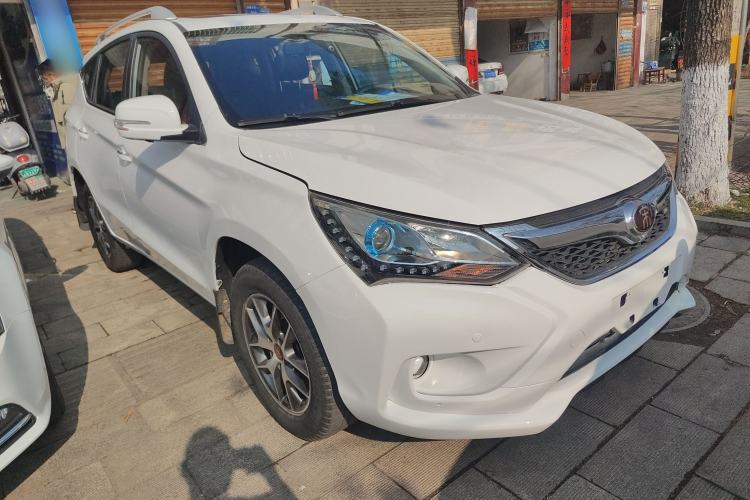 Used BYD Song 2017 Gaishe Upgrade Edition 1.5TID Automatic Elite Model
