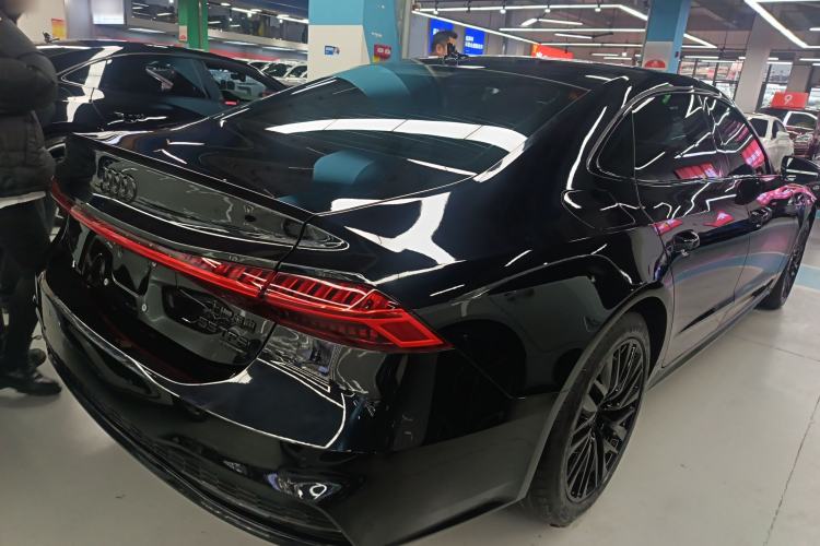 Used Audi A7L 2022 45 TFSI S-line Dream-Building Crystal Flow Package