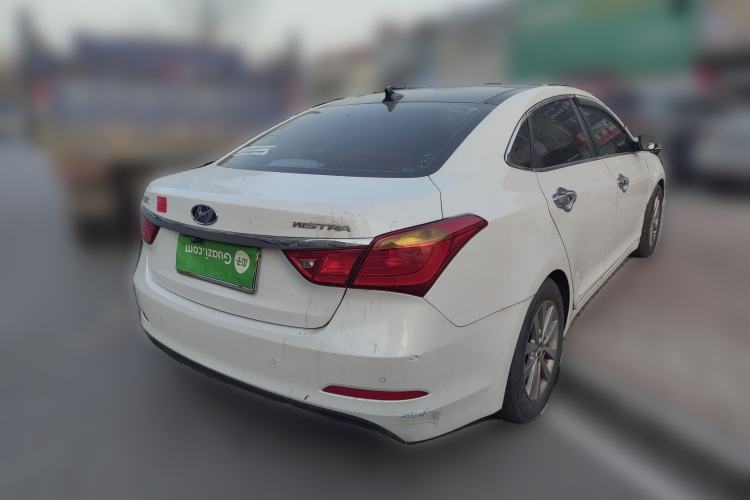 Used Hyundai Mistra 2014 1.8L Automatic Smart GLS
