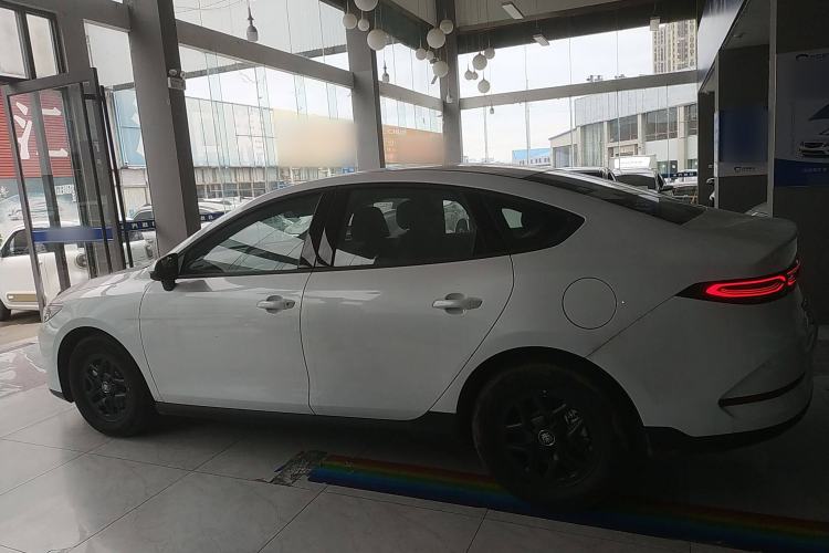 Used BYD Qin PLUS 2025 DM-i Smart Drive 55KM Leading Model
