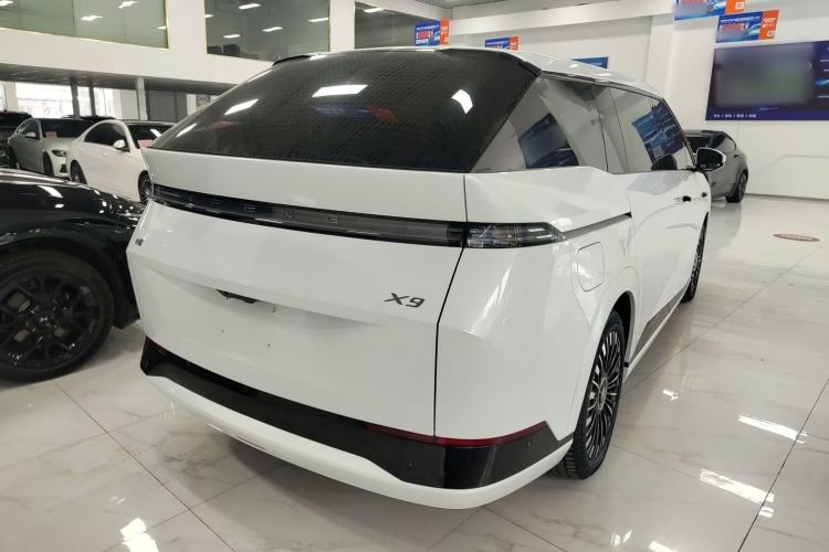Used XPeng X9 2025 740 Ultra-Long Range Max
