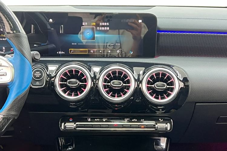 Used Mercedes-Benz A-Class 2021 A 200 L Sport Sedan Fashion Model
