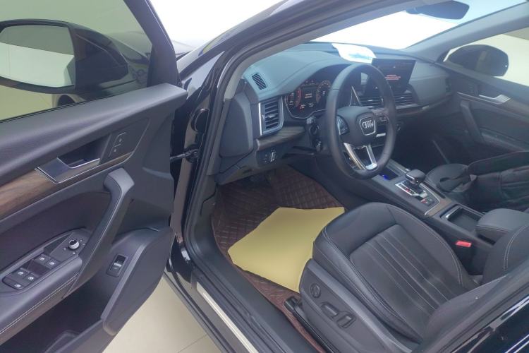 Used Audi Q5L 2022 Updated Version 40T Luxury Elegant Edition
