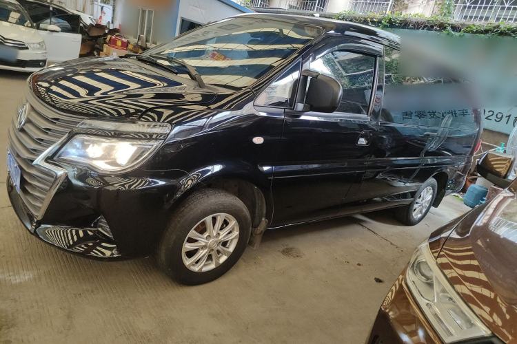 Used FORTHING Lingzhi 2020 M5L 2.0L Luxury 7-Seater
