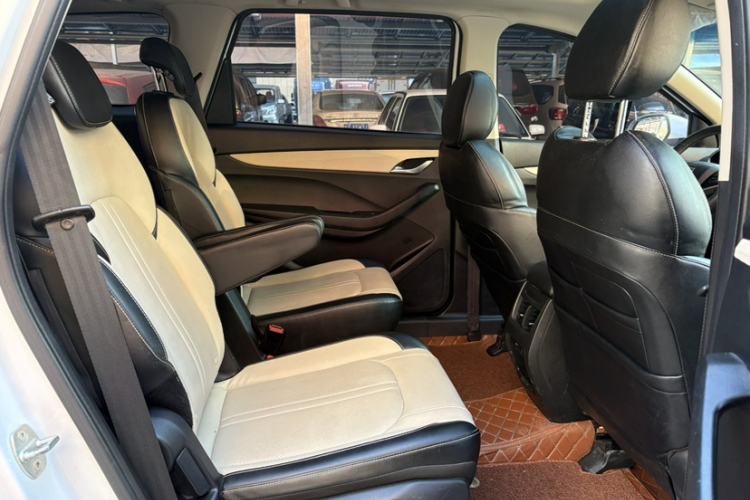 Used Baojun 360 2019 1.5L Manual Luxury Model China VI Standard
