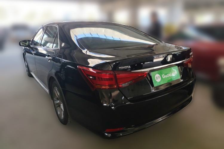 Used Toyota Crown 2015 2.5L Smart Edition
