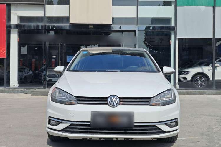 Used Volkswagen Golf 2020 200TSI DSG Comfortable and Ambitious Edition
