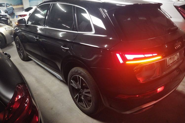 Used Audi Q5L 2022 40T Fashionable and Dynamic Model
