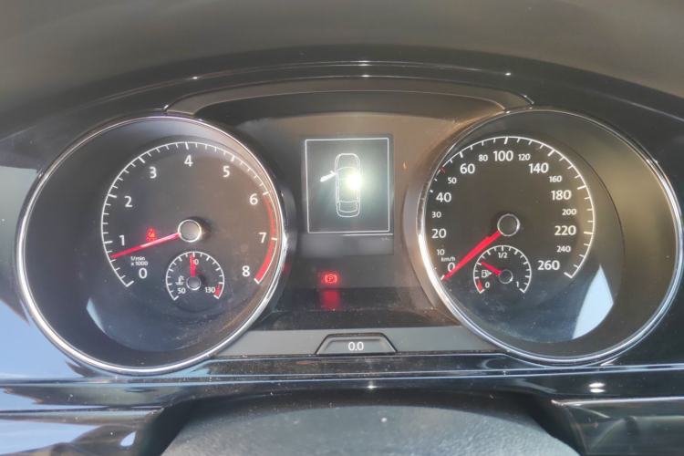 Used Volkswagen Lamando 2015 330TSI DSG Comfort Edition
