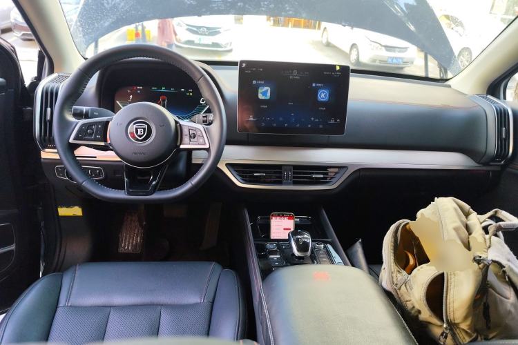 Used BYD Tang New Energy 2018 DM 2.0T All-Wheel Drive Smart Connectivity Luxury Model 7 Seats China V Emission Standard