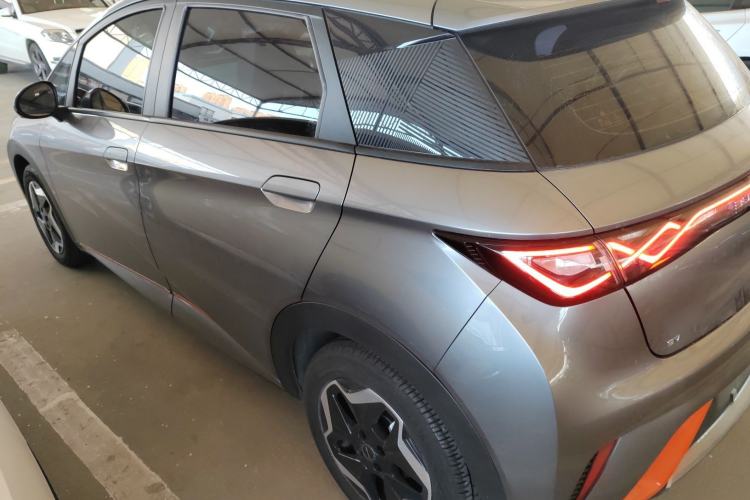 Used BYD Dolphin 2021 405 km Fashion Edition
