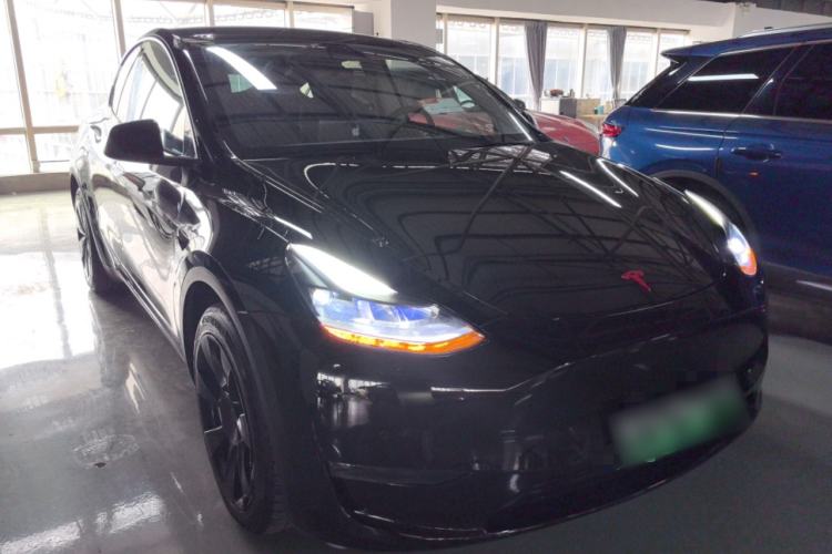 Used Tesla Model Y 2021 Long-Range All-Wheel-Drive Version 3D7