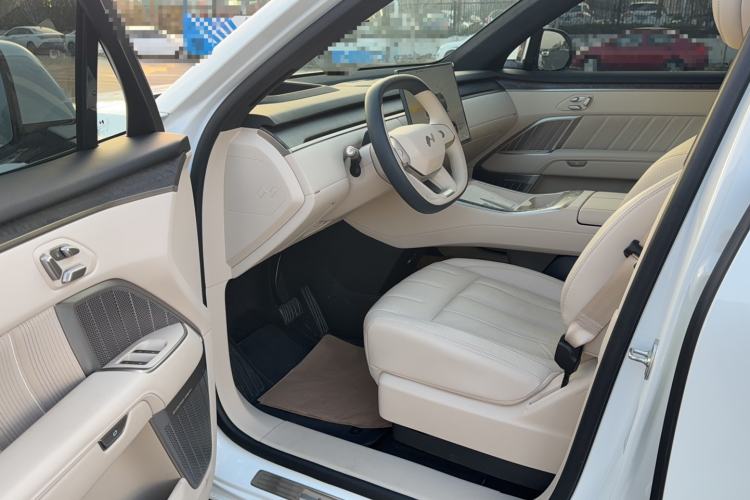 Used ONVO Luxeed L90 
