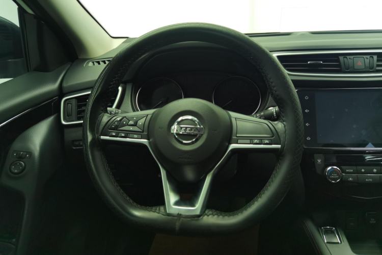 Used Nissan Qashqai 2022 2.0L CVT XV Smart Enjoyment Version
