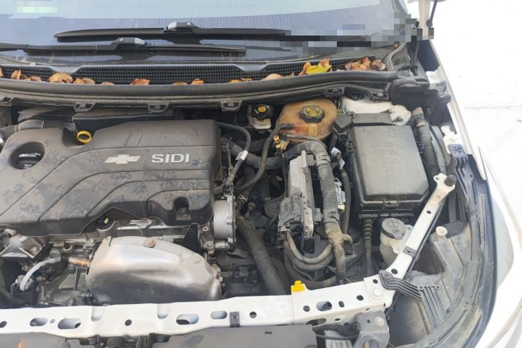 Used Chevrolet Cruze 2017 1.5L Automatic Pioneer Sunroof Edition
