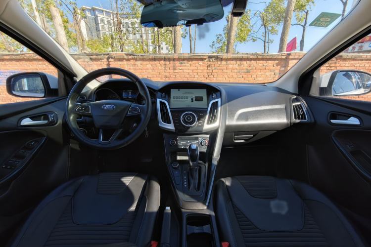 Used Ford Focus 2018 Hatchback Classic EcoBoost 180 Automatic Elite Model
