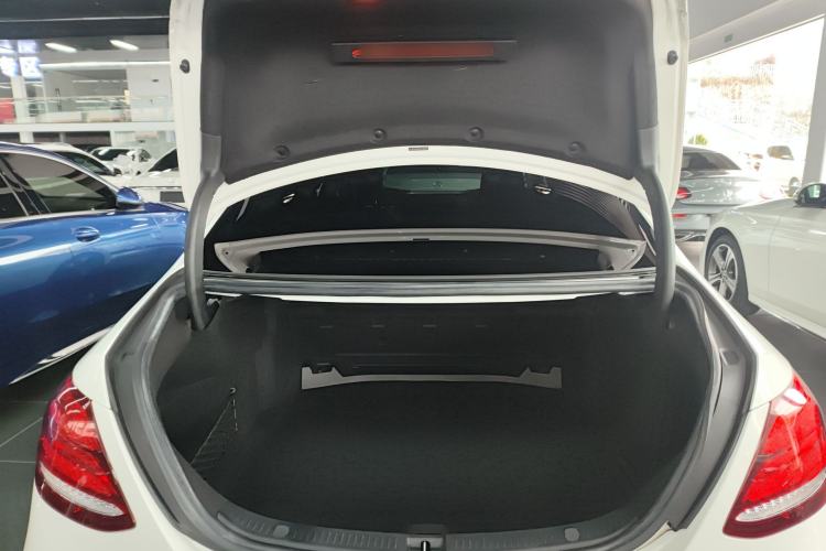 Used Mercedes-Benz E-Class 2016 E 200 L Sport Edition
