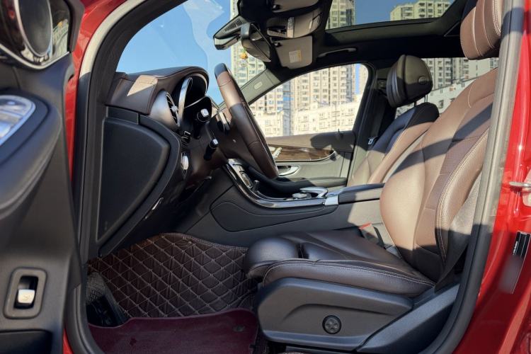 Used Mercedes-Benz GLC 2019 GLC 260 L 4MATIC Dynamic Model
