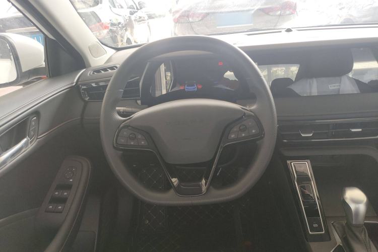 Used Roewe i5 2023 1.5L CVT Luxury Edition