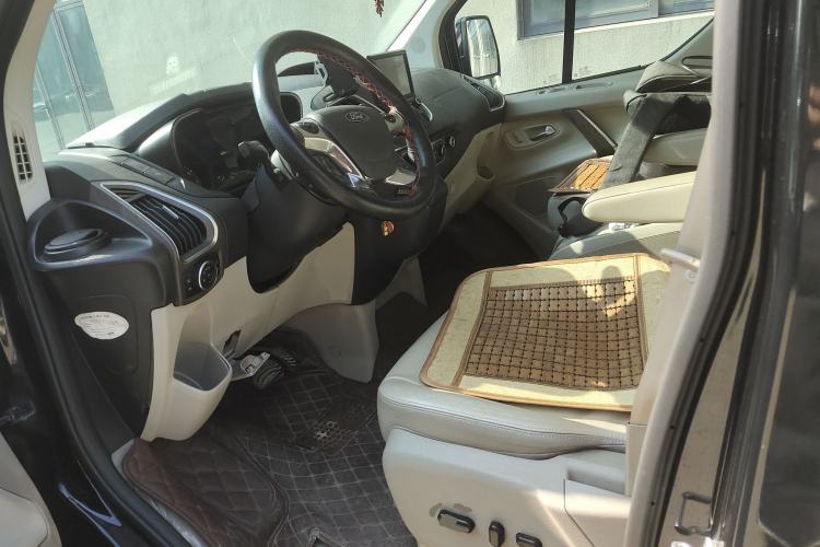 Used Ford Tourneo Custom 2017 2.0T Automatic Elite Version

