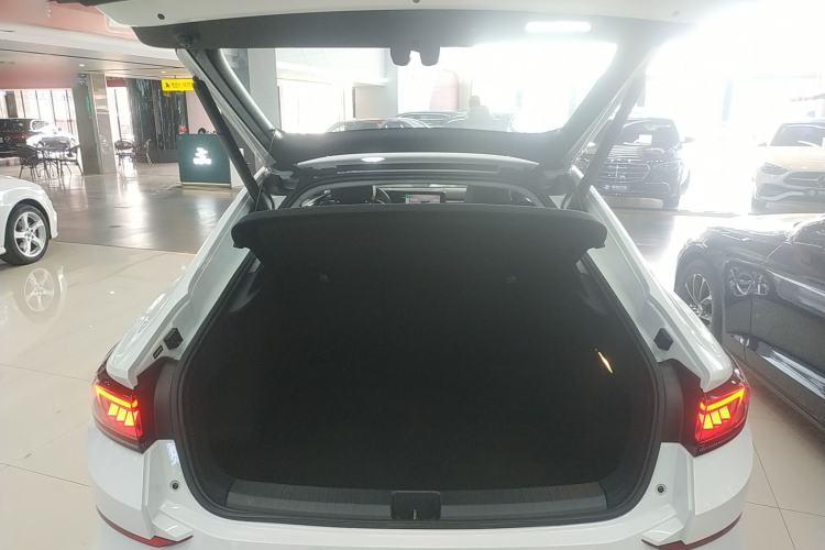 Used Volkswagen Lamando 2025 Lavida L 280TSI DSG Cool & Spicy Edition
