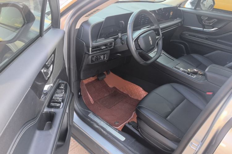 Used Lincoln Corsair 2024 1.5T Two-Wheel Drive Deluxe Hybrid Version
