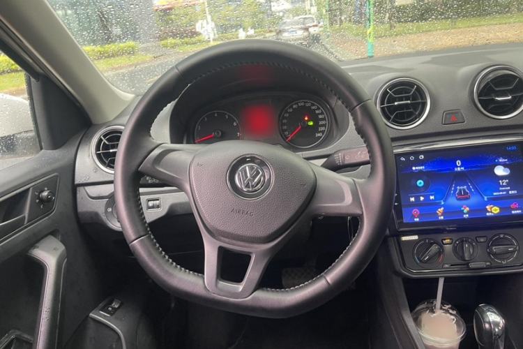 Used Volkswagen Jetta 2017 1.5L Automatic Fashion Model
