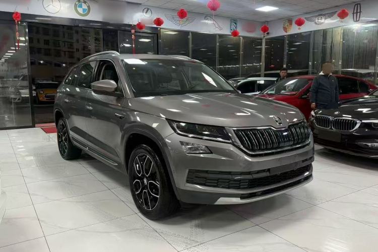Used Skoda Kodiaq 2019 Facelifted TSI380 7-Seater All-Wheel-Drive Flagship Version China VI Standard
