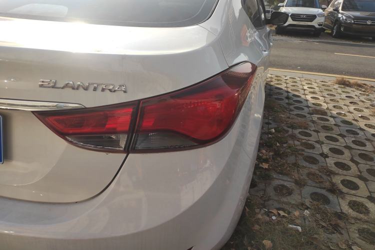 Used Hyundai Elantra 2016 1.6L Automatic Smart Version