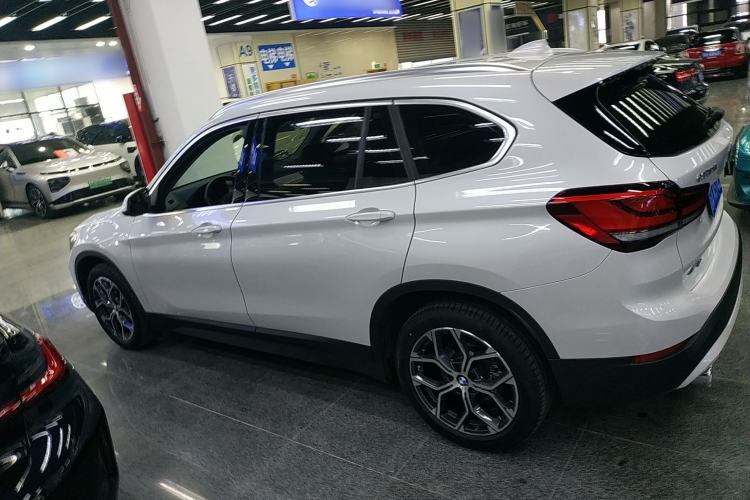 Used BMW X1 2022 sDrive25Li Leading Model
