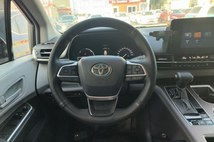 Used Toyota Granvia 2023 2.5L Hybrid Comfort Edition