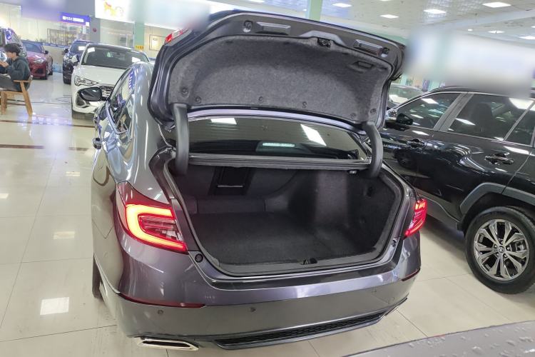 Used Honda Accord 2022 260TURBO Phantom Night · Prestige Edition
