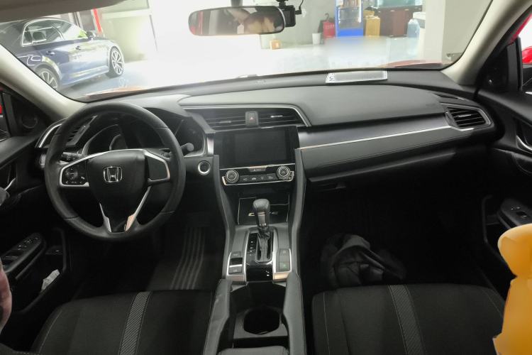 Used Honda Civic 2016 220TURBO CVT Luxury Edition
