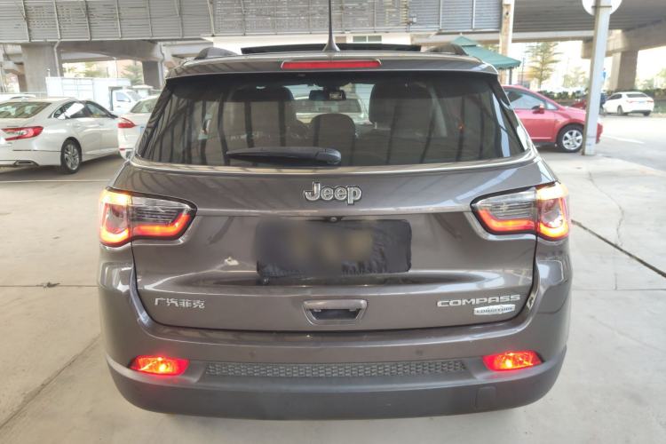 Used  Compass 2017 200T Automatic Family Edition