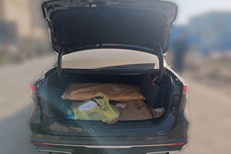 Used  L6 2024 125km PLUS Dragon Edition