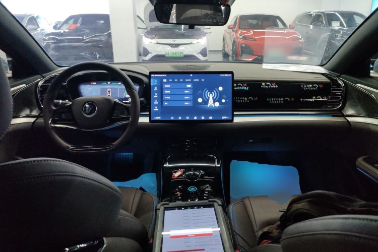 Used BYD Han 2023 EV Champion Edition 605KM Front-Drive Premium Model
