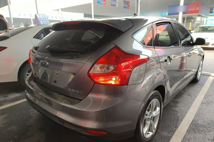 Used Ford Focus 2012 Hatchback 1.6L Automatic Fashion Edition
