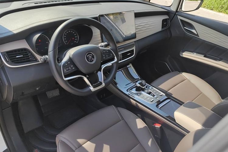 Used BYD Song MAX New Energy 2022 DM-i 105KM Prestige Model
